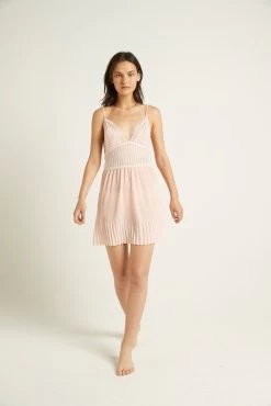 Isabella Pleated Chemise / Cloud Pink -Fashion underwear ginia gple301 camille pleated chemise cloud pink 03